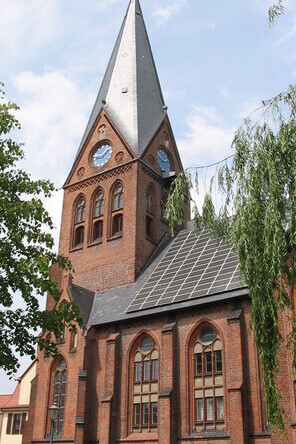 Hagenow_Stadtkirche_2007-05-28_017-3.jpg