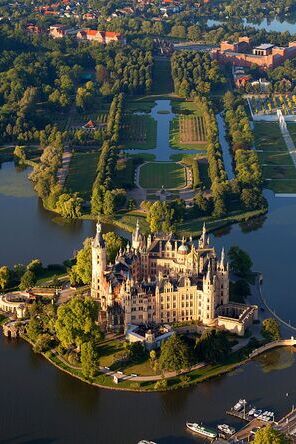 sschloss-Schwerin-1.jpg
